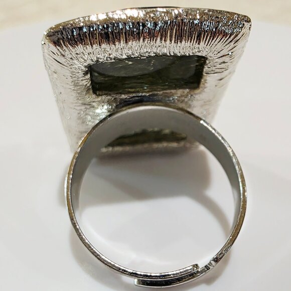 Vintage Green Foil Faceted Acrylic Stone Silver Plate Rectangle Adjustable Ring - Picture 7 of 11
